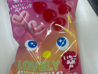 「東ハト LOVELYキャラメルコーン いちごあめ味 袋43g」のクチコミ画像 by ぱりんこさん