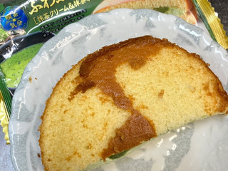 「ヤマザキ ふわふわケーキ 抹茶クリーム＆抹茶ホイップ 袋1個」のクチコミ画像 by mika.さん