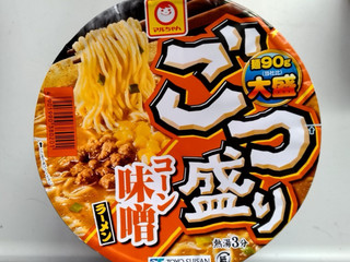 「マルちゃん ごつ盛り コーン味噌ラーメン カップ138g」のクチコミ画像 by みやちこ先生さん