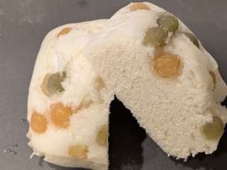 ヤマザキ 2色の豆の角蒸し（山崎製パン）クチコミ6件・評価5.2/7点