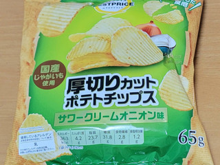 「イオン トップバリュ ベストプライス 厚切りカット ポテトチップス サワークリームオニオン味 袋65g」のクチコミ画像 by ニャンタさん