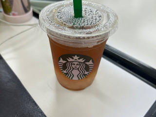 「スターバックス クラフト ジューシー ピーチ ティー」のクチコミ画像 by ぱりんこさん