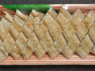 「トップバリュ トップバリュうなくいーん白焼き」のクチコミ画像 by ぎんなんさん