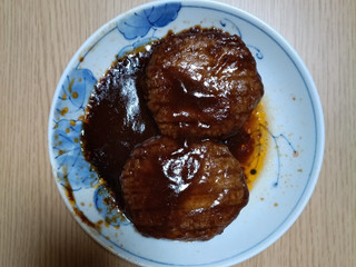 「イオン トップバリュ ベストプライス デミグラスハンバーグ 100g」のクチコミ画像 by にくまるさん