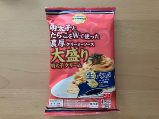 「イオン トップバリュ ベストプライス 大盛り生パスタ明太子クリーム 340g」のクチコミ画像 by こつめかわうそさん