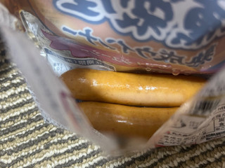 「丸大食品 燻製屋熟成あらびきポークウインナー 袋90g×2」のクチコミ画像 by アポロちゃんさん