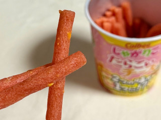 「カルビー じゃがりこ たらこぃチーズ味 52g」のクチコミ画像 by む チ ャさん