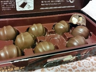 明治 マカダミア メルティーキッス仕立て（明治）クチコミ33件・評価