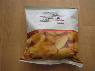 「無印良品 国産じゃがいものポテトチップス トムヤムクン味 袋55g」のクチコミ画像 by maki01さん