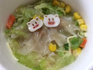 「エースコック どっさり野菜×ワンタンメン タンメン味 カップ60g」のクチコミ画像 by レビュアーさん