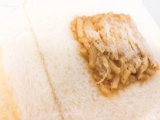 「ヤマザキ ランチパック 家系 豚骨醤油ラーメン風 袋2個」のクチコミ画像 by maaaa21さん