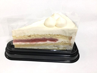 「シャトレーゼ やさしい糖質生活 ショートケーキ」のクチコミ画像 by もにーたさん