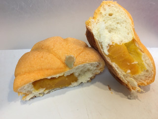 「神戸屋 パンプキンメロンパン 袋1個」のクチコミ画像 by mnhsママさん