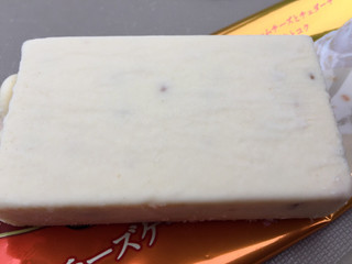 「メイトー ホームランバーNEO 濃厚チーズケーキ 袋75ml」のクチコミ画像 by 好物は栗さん