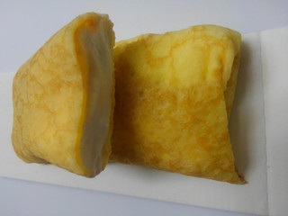 「モンテール 小さな洋菓子店 手巻きクレープ カマンベールチーズ 袋1個」のクチコミ画像 by レビュアーさん