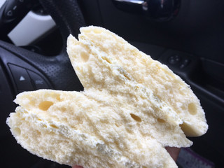 「ヤマザキ フロマージュスフレサンド kiriクリームチーズ使用 袋1個」のクチコミ画像 by あんめろんさん
