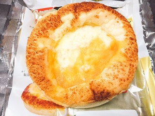 「ヤマザキ 4種のチーズパン 袋1個」のクチコミ画像 by maaaa21さん