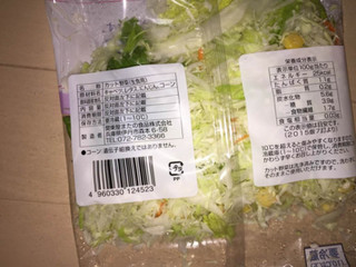 「関東屋またの食品 レタスとコーンのミックスサラダ 袋90g」のクチコミ画像 by レビュアーさん