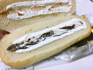 「ヤマザキ コッペパン 生チョコレート＆ホイップ」のクチコミ画像 by gggさん