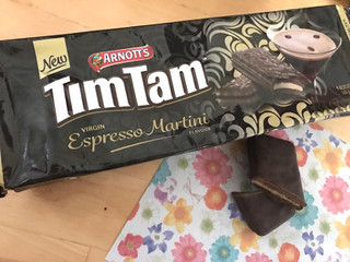 「ARNOTT’S Tim Tam エスプレッソマティーニ 袋9枚」のクチコミ画像 by SweetSilさん