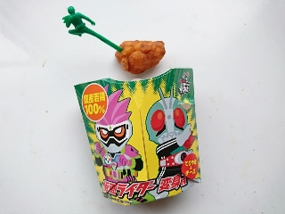 中評価】ローソン 仮面ライダー変身味の感想・クチコミ・カロリー