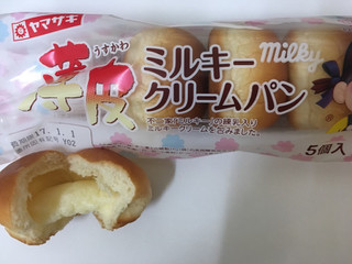 「ヤマザキ 薄皮 ミルキークリームパン 袋5個」のクチコミ画像 by レビュアーさん