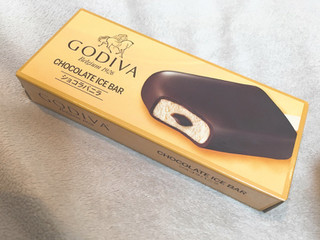 「ゴディバ チョコレートアイスバー ショコラバニラ」のクチコミ画像 by aiceさん