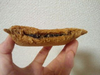 「フジパン 黒糖スナックサンド 黒豆あん 袋2個」のクチコミ画像 by やっぺさん