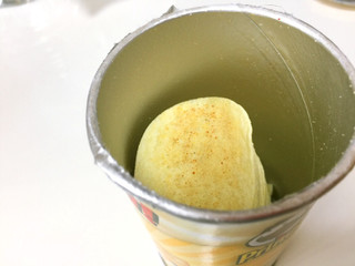 「Kellogg プリングルズ（Pringles） マヨチーズ 53g」のクチコミ画像 by gggさん