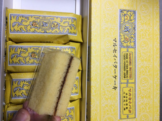 「六花亭 マルセイバターケーキ」のクチコミ画像 by めーぐーさん