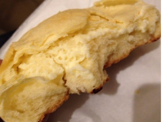 「ローソン チーズクリームメロンパン」のクチコミ画像 by レビュアーさん