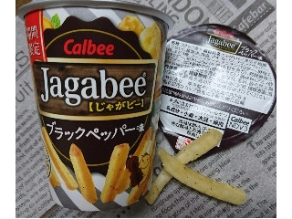 「カルビー Jagabee ブラックペッパー味 カップ38g」のクチコミ画像 by クリームきりこさん