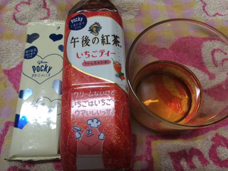 「KIRIN 午後の紅茶 いちごティー ペット500ml」のクチコミ画像 by めーぐーさん