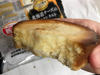 「Pasco 北海道チーズのベイクドタルト 袋1個」のクチコミ画像 by いちごたるとさん