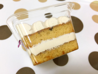 「モンテール 小さな洋菓子店 きなこ黒蜜のケーキ カップ1個」のクチコミ画像 by gggさん
