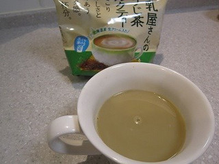 「和光堂 牛乳屋さんのほうじ茶ミルクティー 袋200g」のクチコミ画像 by ババばーちゃんさん