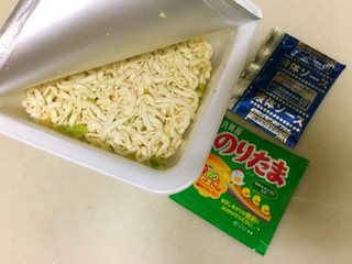 「明星 のりたま 焼うどん だし醤油味 カップ114g」のクチコミ画像 by gggさん