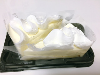 「ヤマザキ カルピス レアチーズケーキ パック2個」のクチコミ画像 by gggさん
