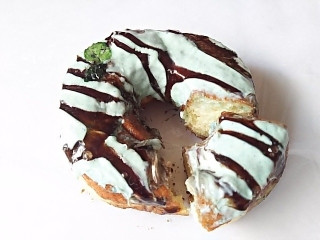 DOUGHNUTSandCOFFEE