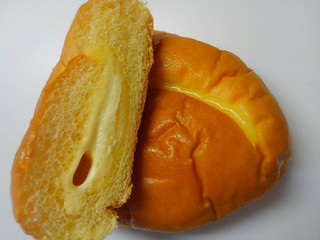 「第一パン 冷やしてもおいしいクリームパン 袋1個」のクチコミ画像 by レビュアーさん