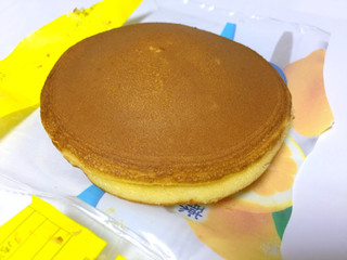 「モンテール 小さな洋菓子店 瀬戸内レモンのふんわりケーキ 袋1個」のクチコミ画像 by gggさん