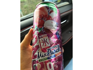 「KIRIN 氷結 ストロング MIXパンチ 缶500ml」のクチコミ画像 by なみぴこさん