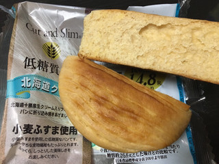 「ピアンタ カットアンドスリム 糖質カットパン 北海道クリーム 袋1個」のクチコミ画像 by aiponさん