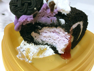 「ドンレミー 紫いものハロウィンケーキ パック1個」のクチコミ画像 by gggさん