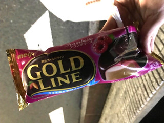 「明治 GOLD LINE フランボワーズ 袋90ml」のクチコミ画像 by perseus08さん