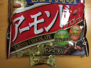 「不二家 アーモンドチョコレート 袋22粒」のクチコミ画像 by Nobeekoさん