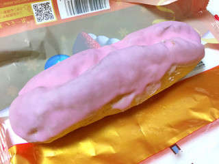 「モンテール 小さな洋菓子店 苺ショートケーキのエクレア 袋1個」のクチコミ画像 by gggさん