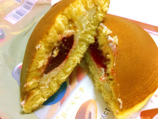 「モンテール 小さな洋菓子店 苺ショートケーキのサンドケーキ 袋1個」のクチコミ画像 by gggさん