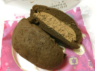 「ヤマザキ ふわふわスフレ 生チョコクリーム 袋1個」のクチコミ画像 by gggさん