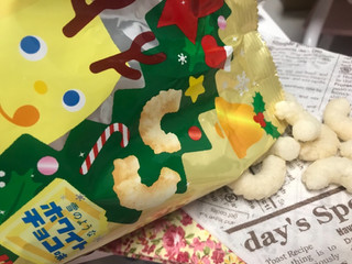 「東ハト キャラメルコーン ホワイトチョコ味 クリスマス 袋77g」のクチコミ画像 by SweetSilさん
